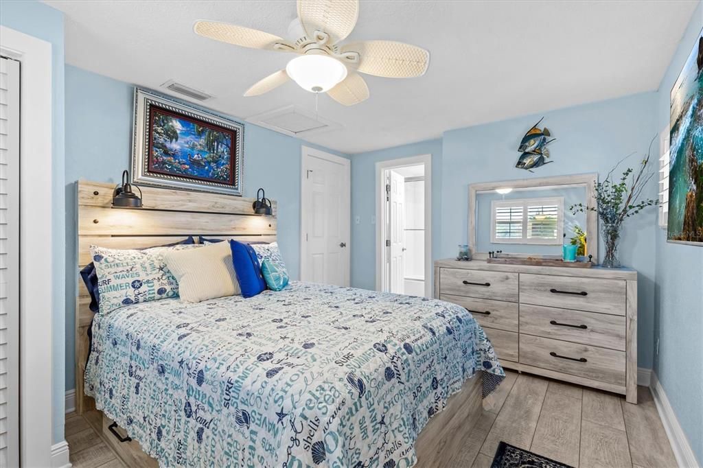 For Sale: $999,000 (4 beds, 3 baths, 2980 Square Feet)