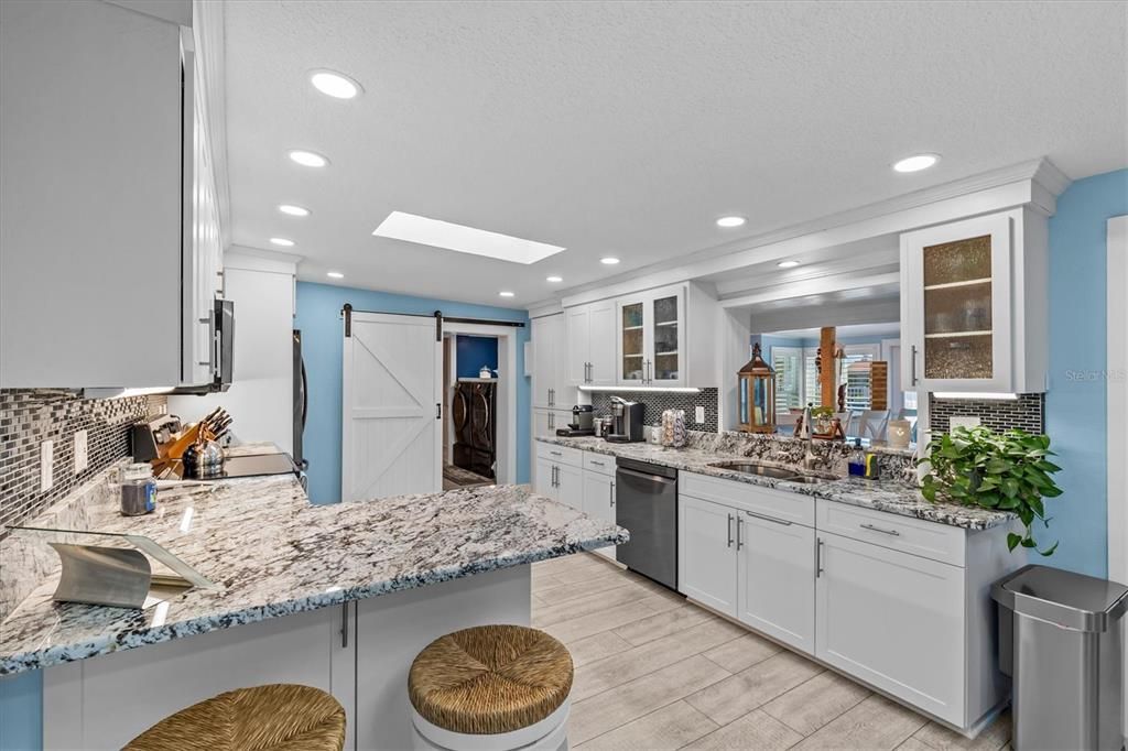 For Sale: $999,000 (4 beds, 3 baths, 2980 Square Feet)