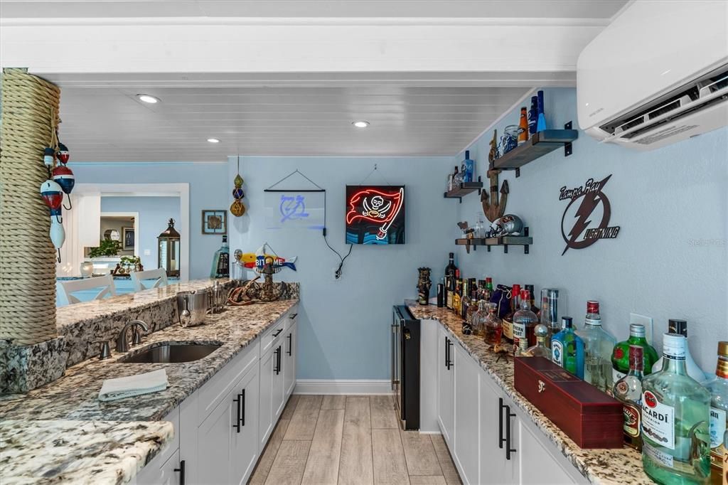 For Sale: $999,000 (4 beds, 3 baths, 2980 Square Feet)