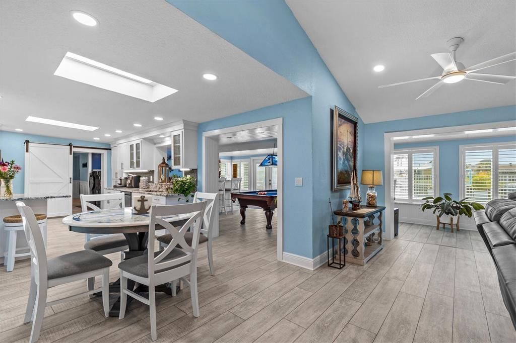 For Sale: $999,000 (4 beds, 3 baths, 2980 Square Feet)