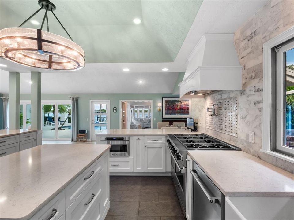 待售: $4,995,000 (4 贝兹, 3 浴室, 4395 平方英尺)