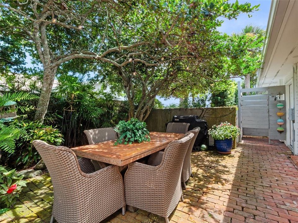 待售: $4,995,000 (4 贝兹, 3 浴室, 4395 平方英尺)