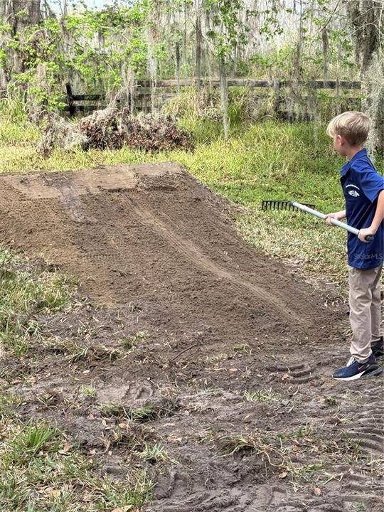 For Sale: $700,000 (21.68 acres)