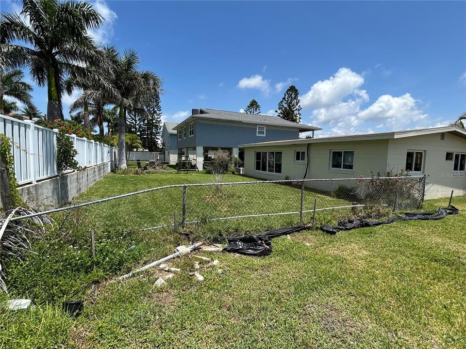 For Sale: $330,000 (0.11 acres)