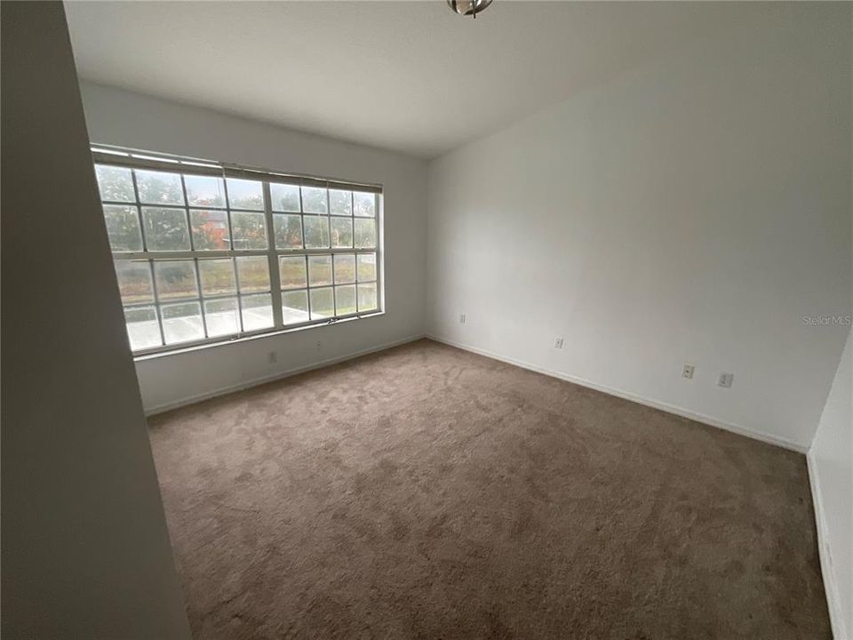 待售: $225,000 (2 贝兹, 2 浴室, 1496 平方英尺)