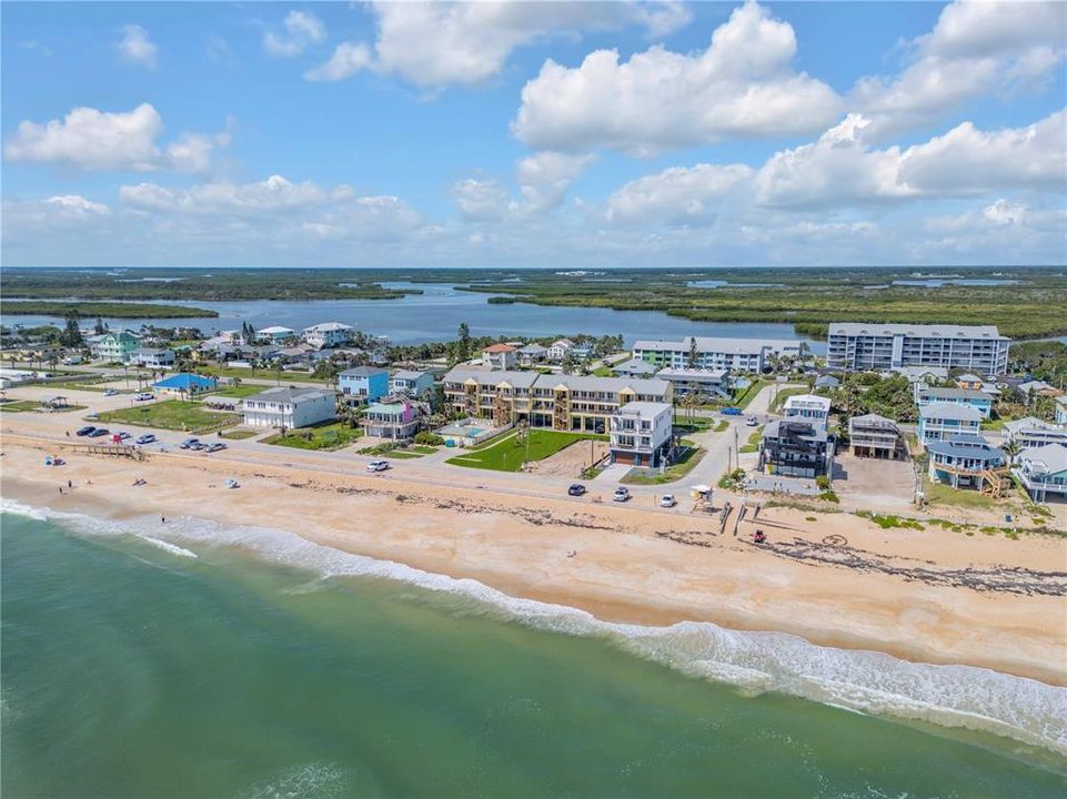 На продажу: $1,500,000 (0.09 acres)