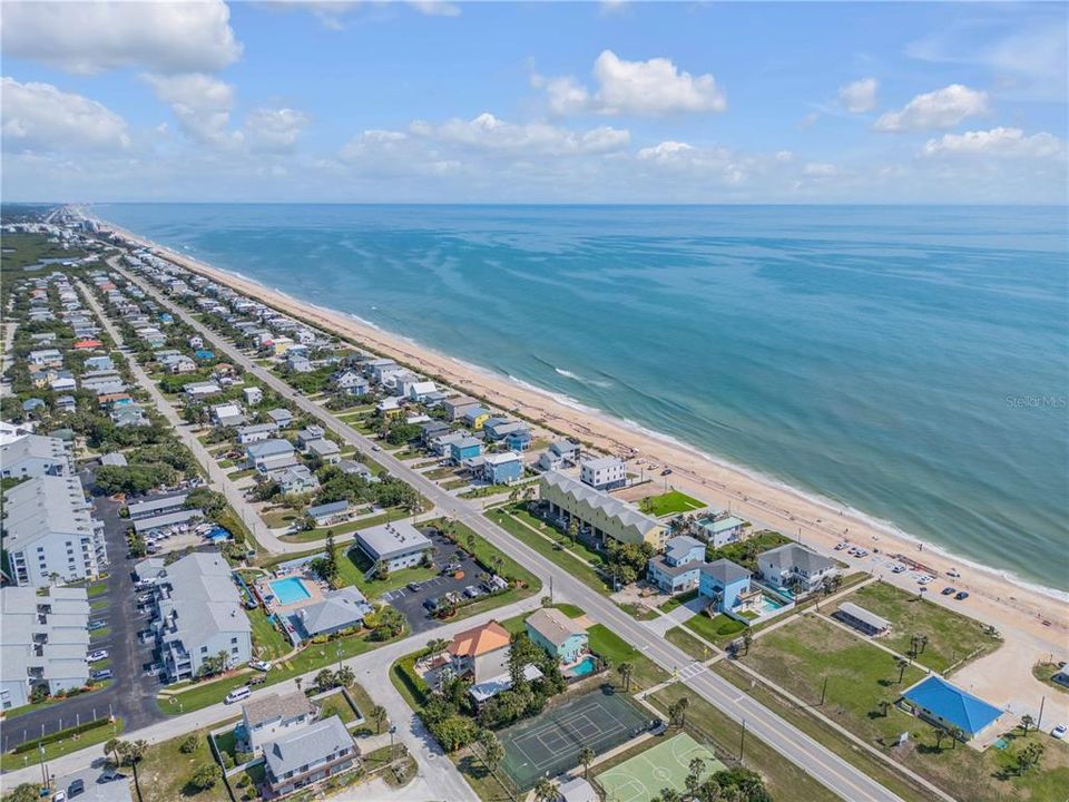 На продажу: $1,500,000 (0.09 acres)