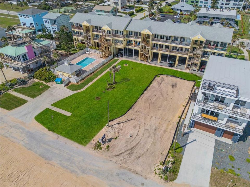 На продажу: $1,500,000 (0.09 acres)