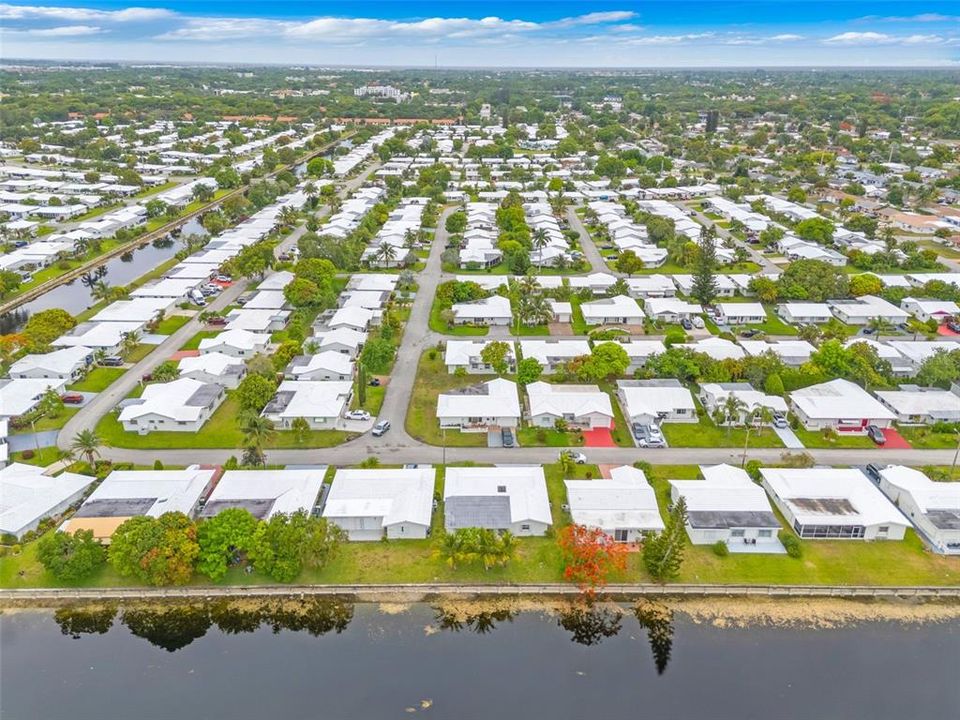 待售: $425,999 (4 贝兹, 2 浴室, 1982 平方英尺)