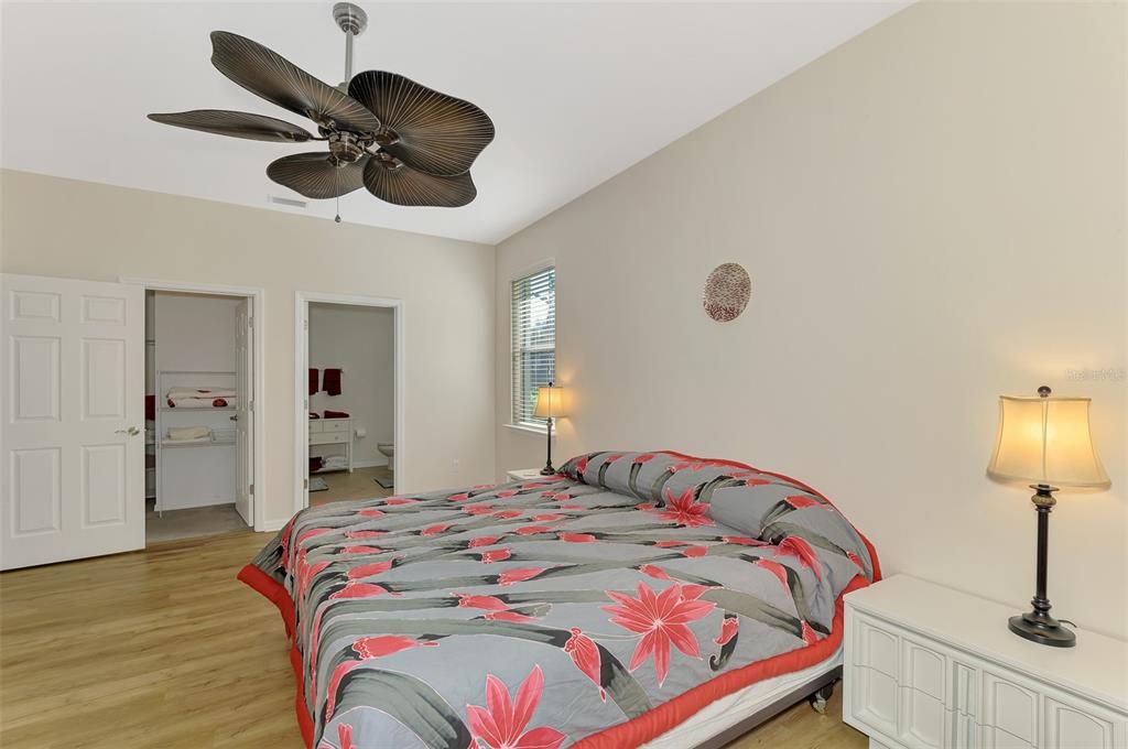 For Rent: $4,500 (3 beds, 2 baths, 1551 Square Feet)