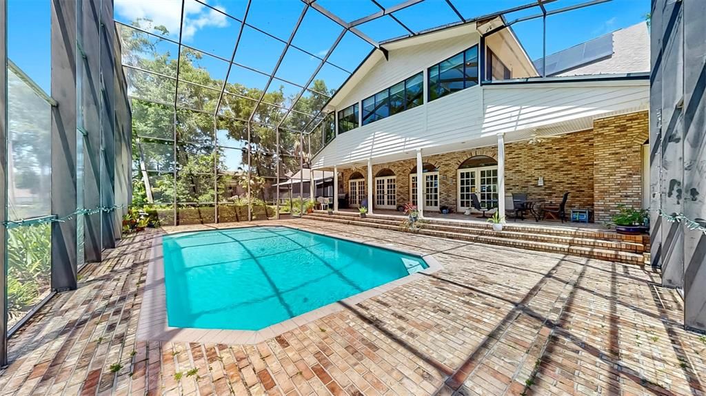 For Sale: $1,125,000 (4 beds, 4 baths, 4690 Square Feet)