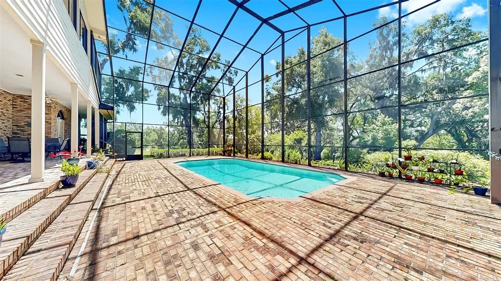 For Sale: $1,125,000 (4 beds, 4 baths, 4690 Square Feet)