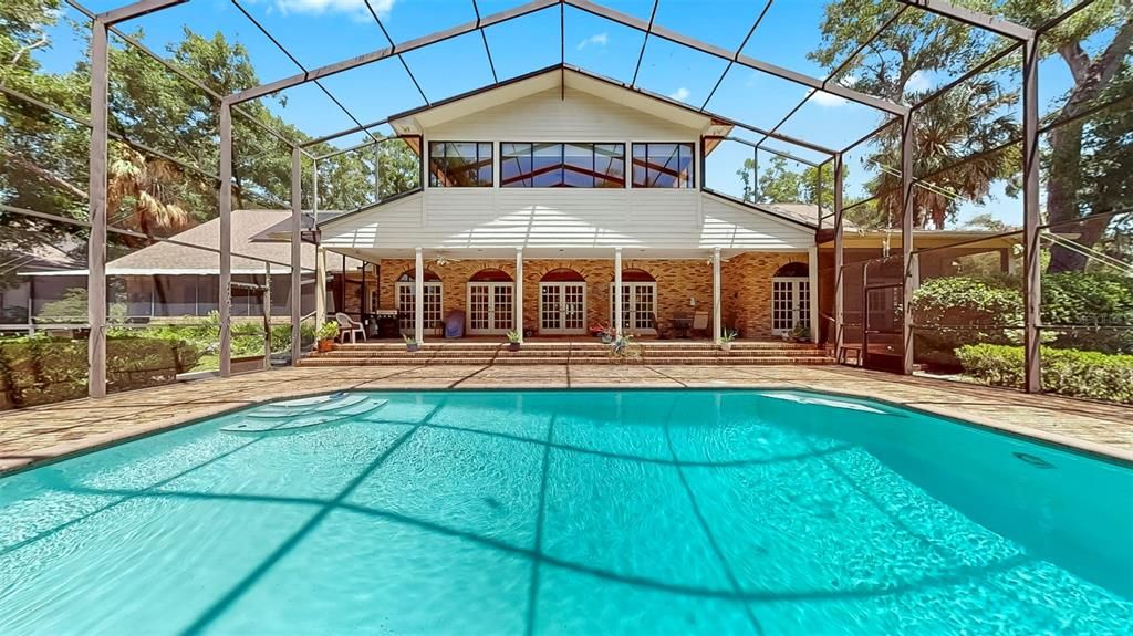 For Sale: $1,125,000 (4 beds, 4 baths, 4690 Square Feet)