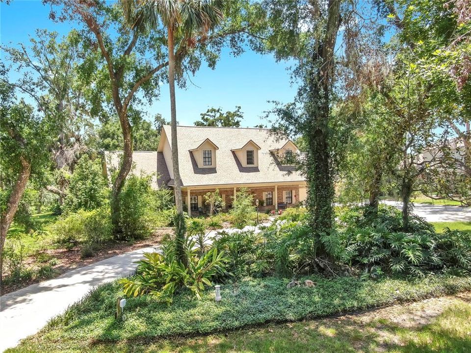 For Sale: $1,125,000 (4 beds, 4 baths, 4690 Square Feet)