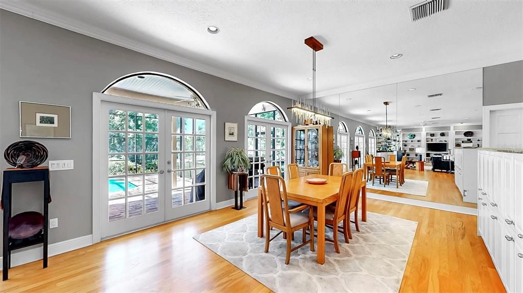 For Sale: $1,125,000 (4 beds, 4 baths, 4690 Square Feet)