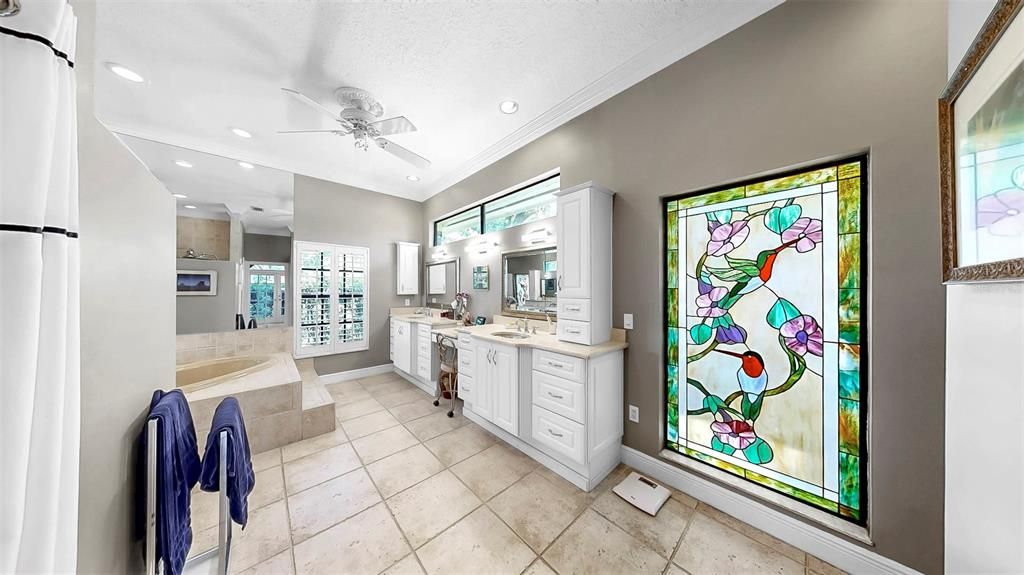 For Sale: $1,125,000 (4 beds, 4 baths, 4690 Square Feet)