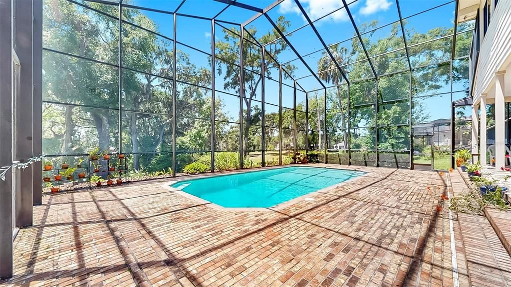 For Sale: $1,125,000 (4 beds, 4 baths, 4690 Square Feet)