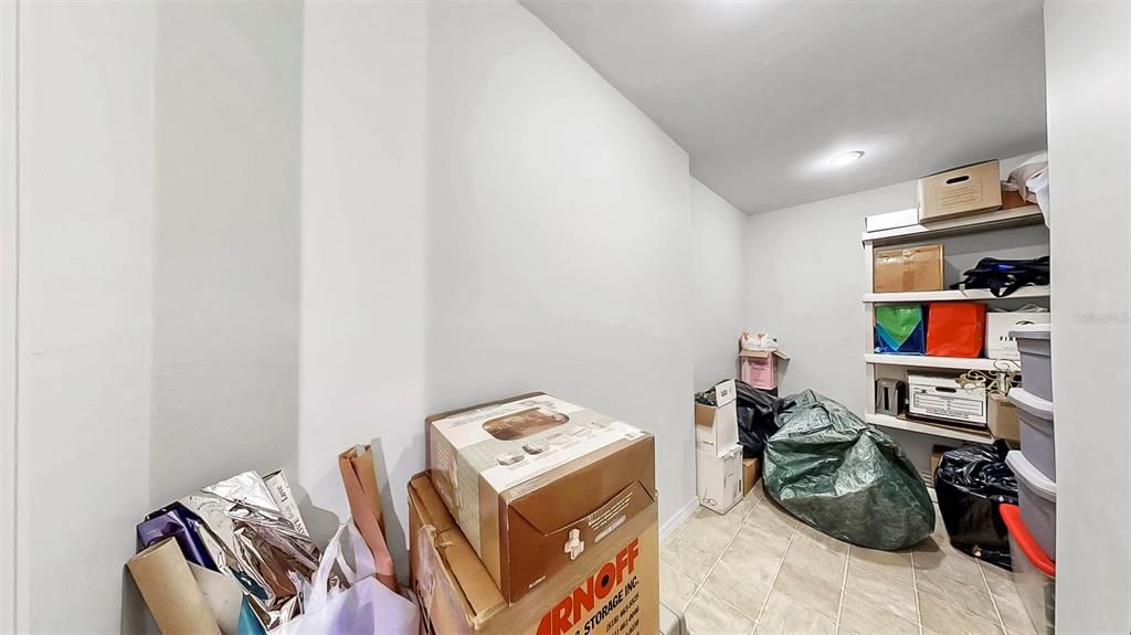 For Sale: $1,125,000 (4 beds, 4 baths, 4690 Square Feet)