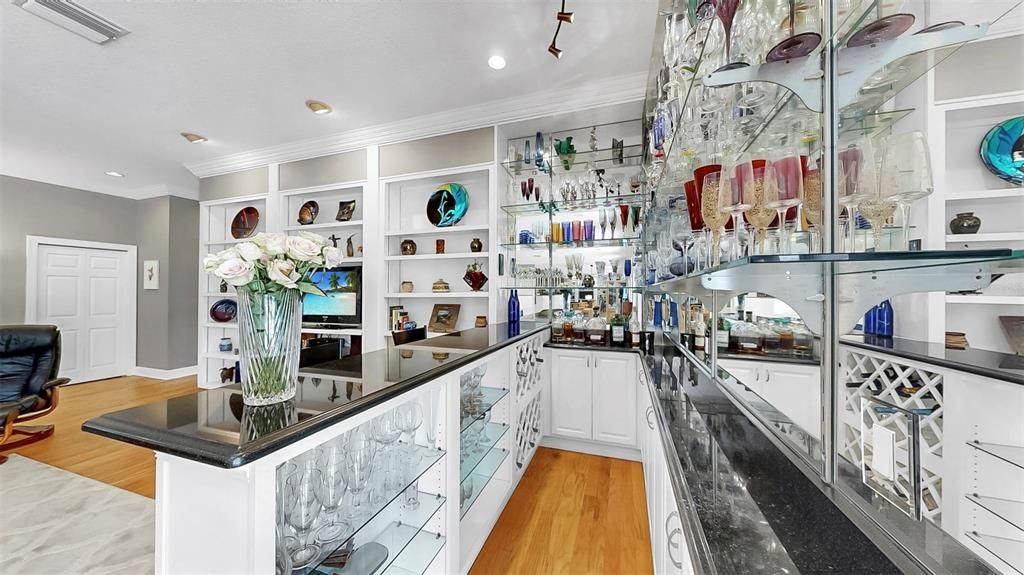 For Sale: $1,125,000 (4 beds, 4 baths, 4690 Square Feet)