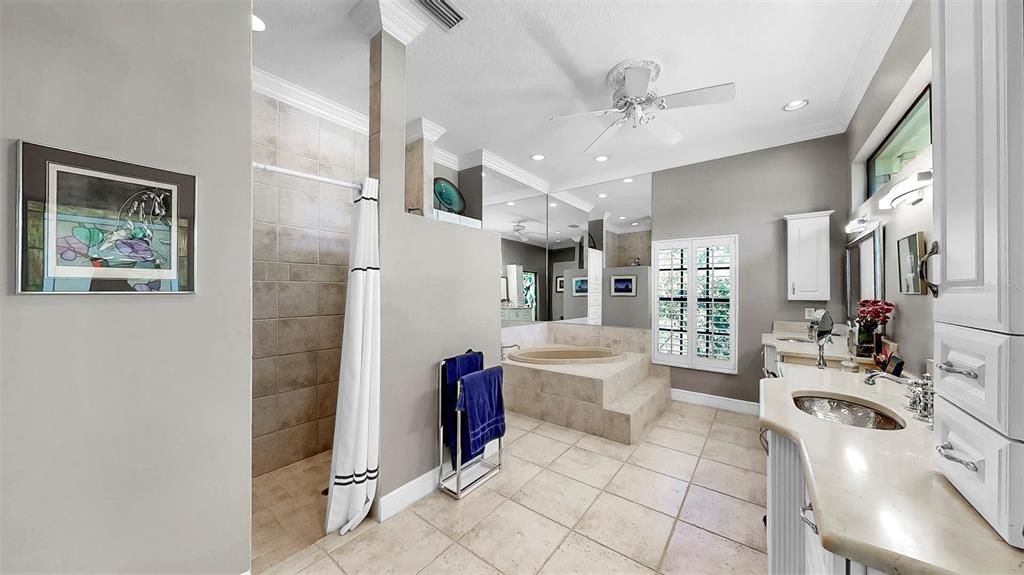 For Sale: $1,125,000 (4 beds, 4 baths, 4690 Square Feet)