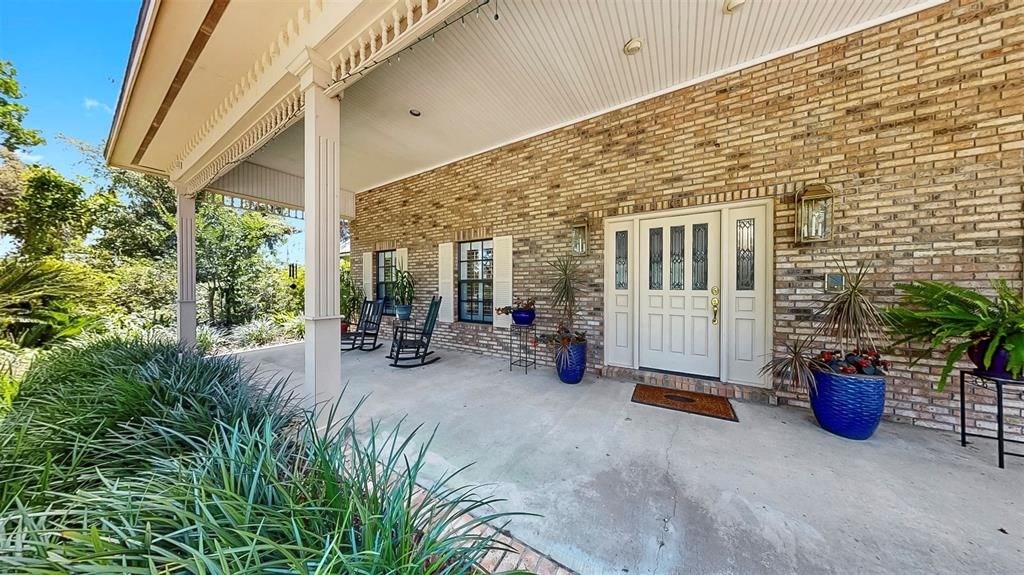 For Sale: $1,125,000 (4 beds, 4 baths, 4690 Square Feet)