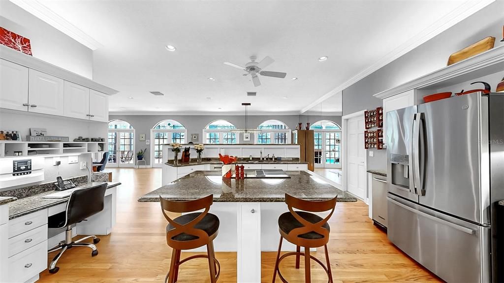 For Sale: $1,125,000 (4 beds, 4 baths, 4690 Square Feet)