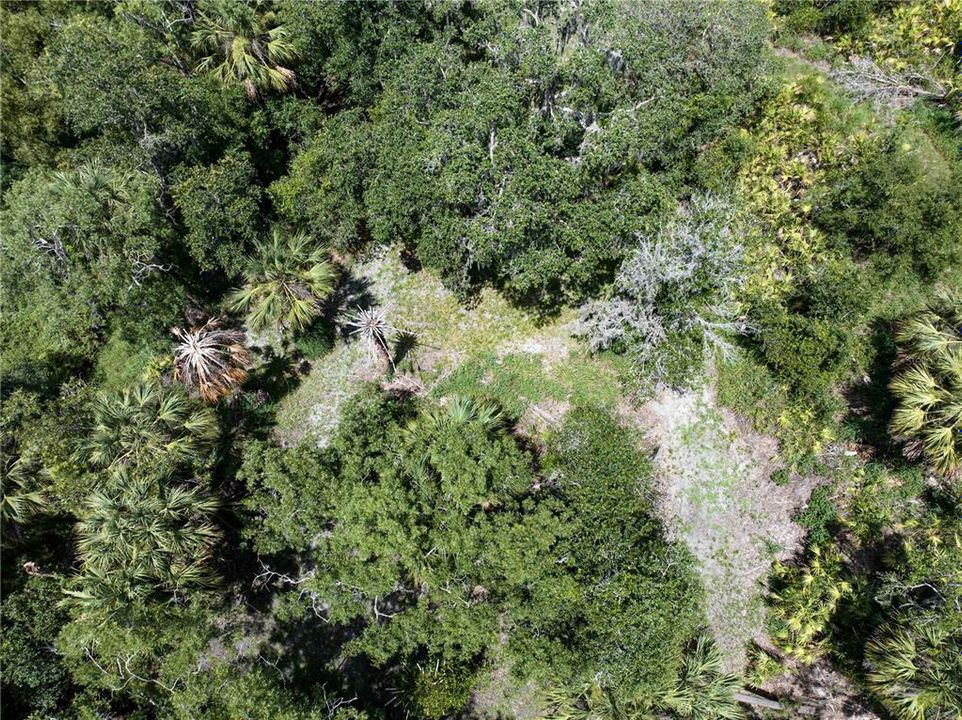 На продажу: $249,900 (2.06 acres)