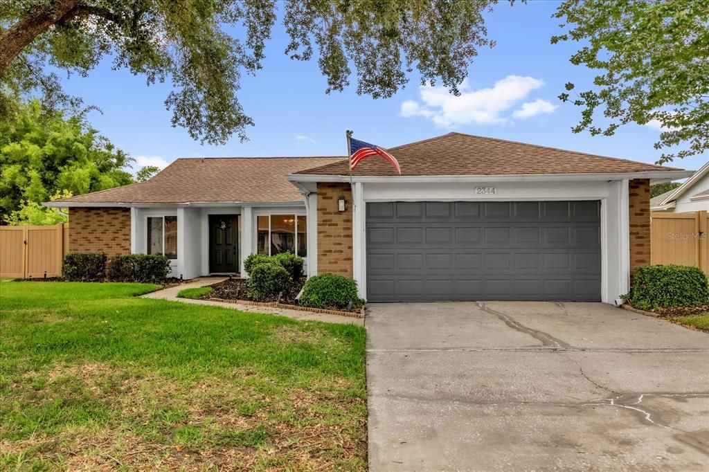 Recently Sold: $415,000 (3 beds, 2 baths, 1493 Square Feet)