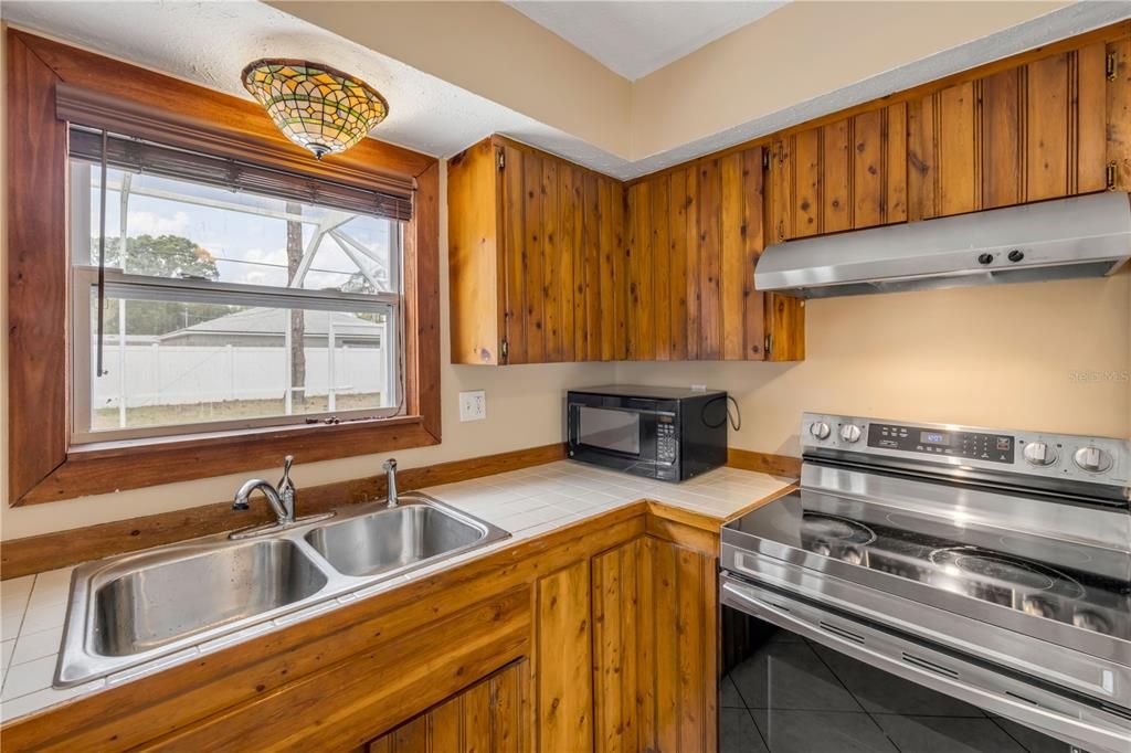 Activo con contrato: $287,000 (3 camas, 2 baños, 1266 Pies cuadrados)