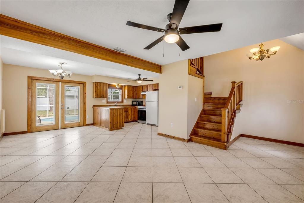 Activo con contrato: $287,000 (3 camas, 2 baños, 1266 Pies cuadrados)