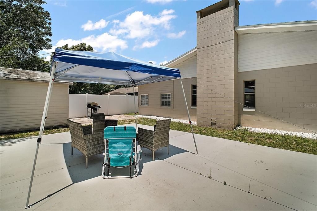 待售: $255,900 (4 贝兹, 2 浴室, 1892 平方英尺)