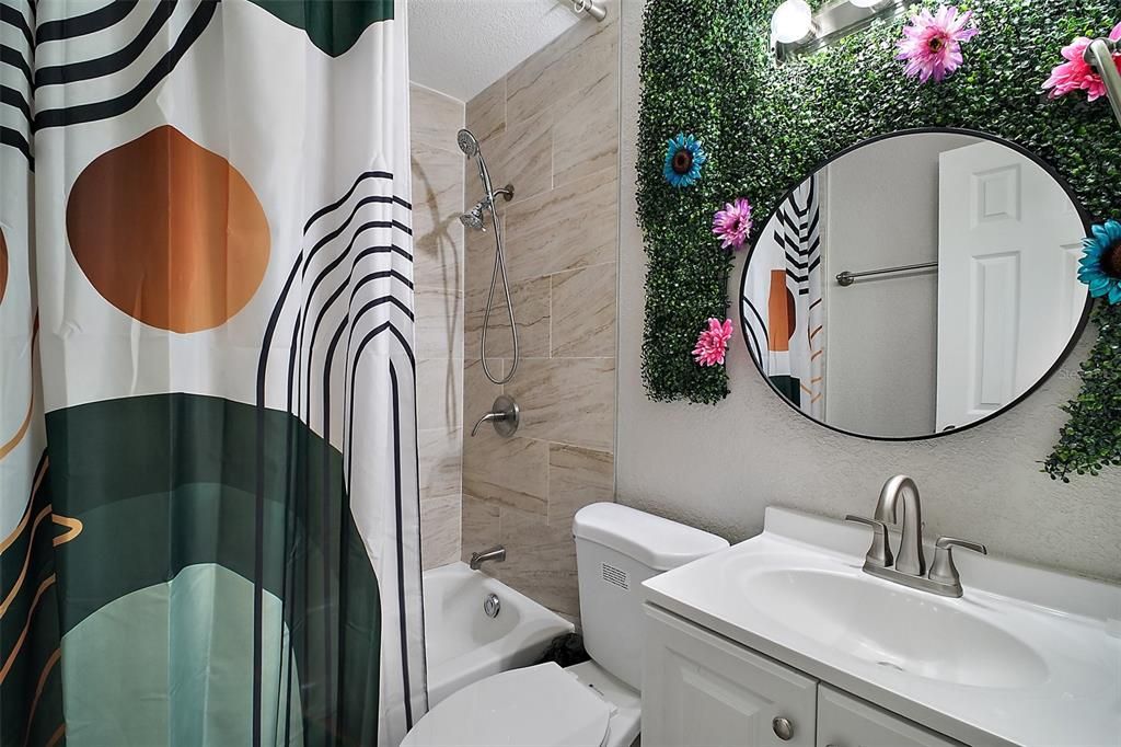 待售: $255,900 (4 贝兹, 2 浴室, 1892 平方英尺)