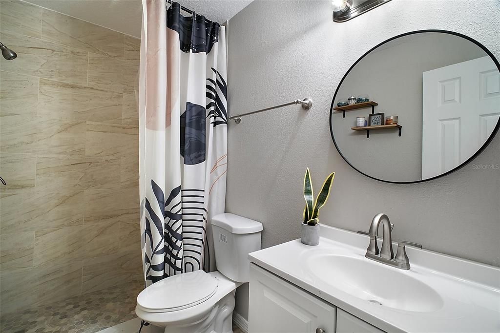 待售: $255,900 (4 贝兹, 2 浴室, 1892 平方英尺)