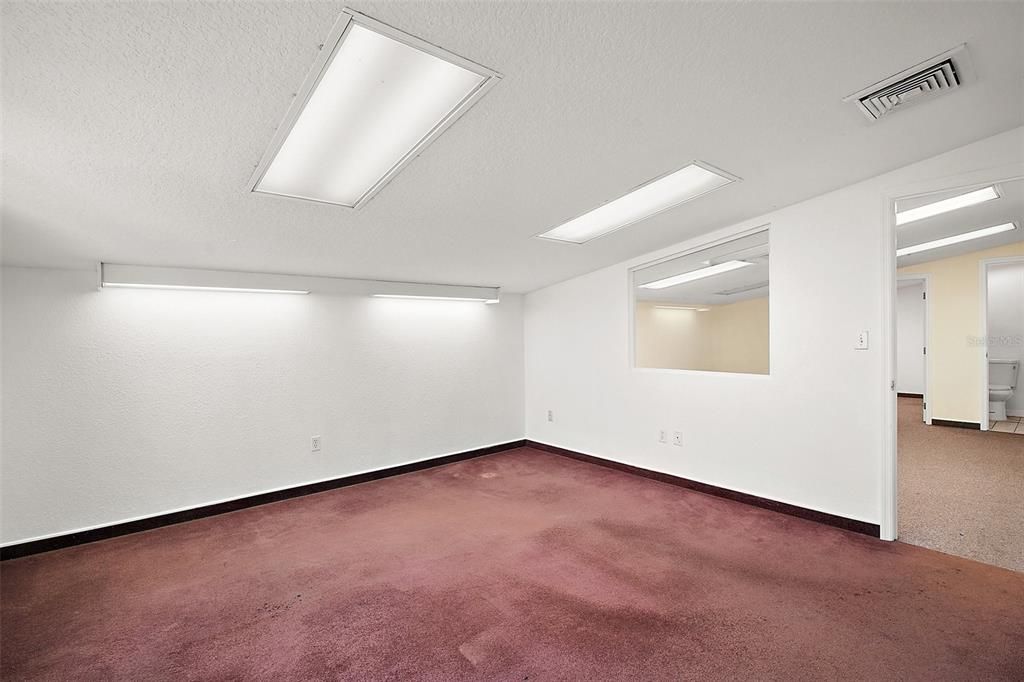 На продажу: $57,600 (0 спален, 0 ванн, 3600 Квадратных фут)