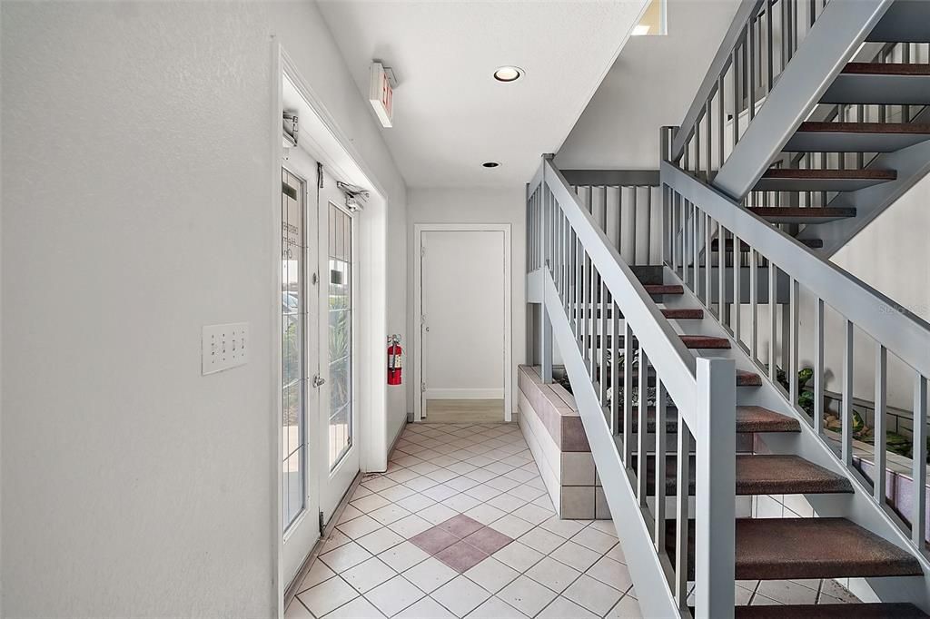 На продажу: $57,600 (0 спален, 0 ванн, 3600 Квадратных фут)