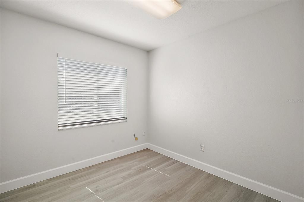 На продажу: $57,600 (0 спален, 0 ванн, 3600 Квадратных фут)