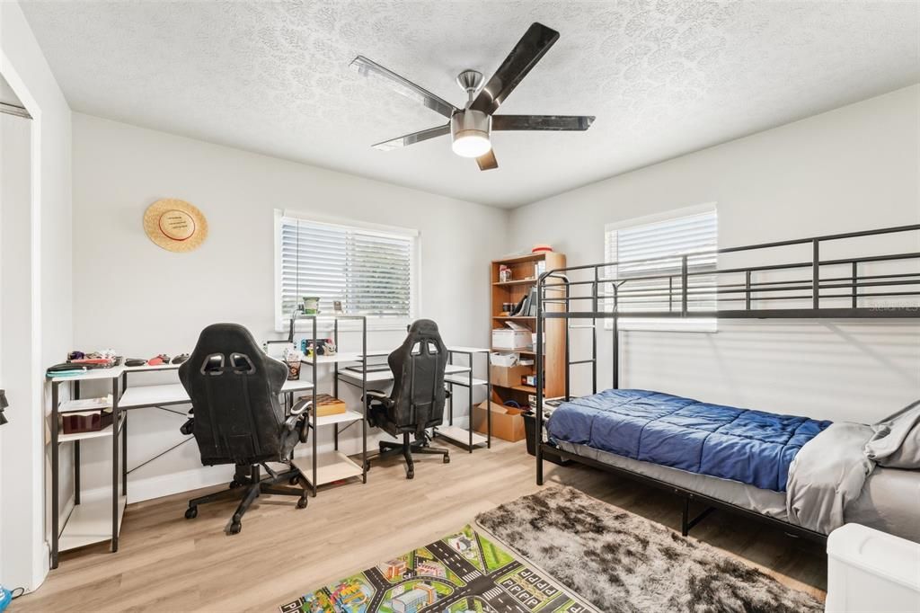 Active With Contract: $329,900 (4 beds, 3 baths, 1672 Square Feet)