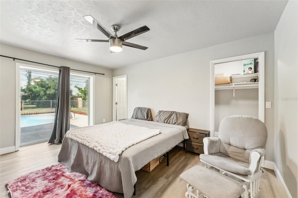 Active With Contract: $329,900 (4 beds, 3 baths, 1672 Square Feet)