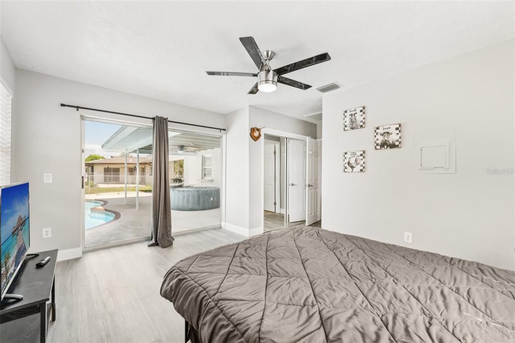 Active With Contract: $329,900 (4 beds, 3 baths, 1672 Square Feet)