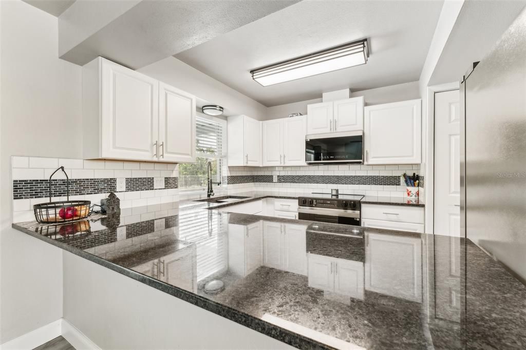 Active With Contract: $329,900 (4 beds, 3 baths, 1672 Square Feet)