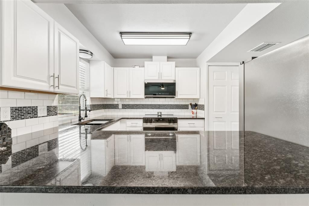 Active With Contract: $329,900 (4 beds, 3 baths, 1672 Square Feet)