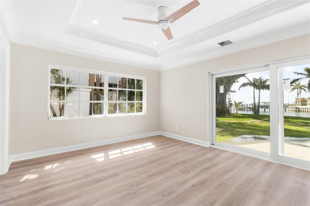 出租: $8,500 (4 贝兹, 3 浴室, 2572 平方英尺)