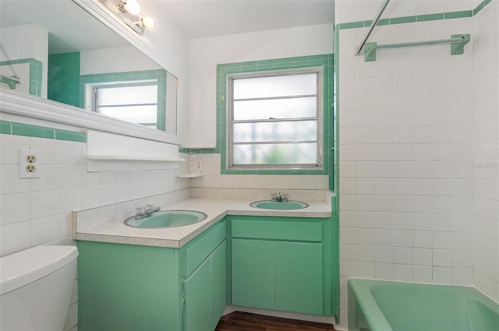 待售: $425,000 (4 贝兹, 3 浴室, 2814 平方英尺)