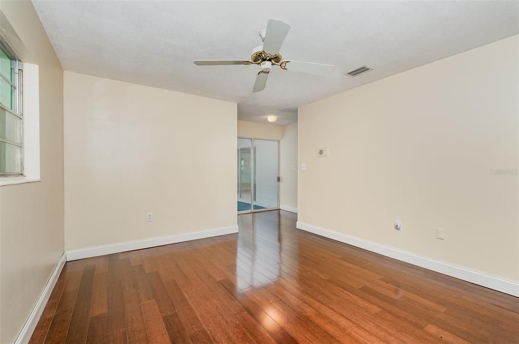 待售: $425,000 (4 贝兹, 3 浴室, 2814 平方英尺)