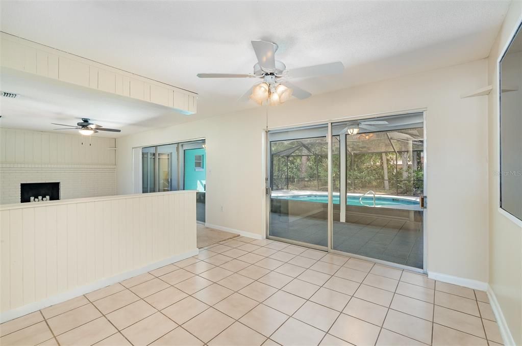 待售: $425,000 (4 贝兹, 3 浴室, 2814 平方英尺)