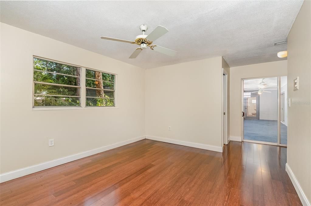 待售: $425,000 (4 贝兹, 3 浴室, 2814 平方英尺)