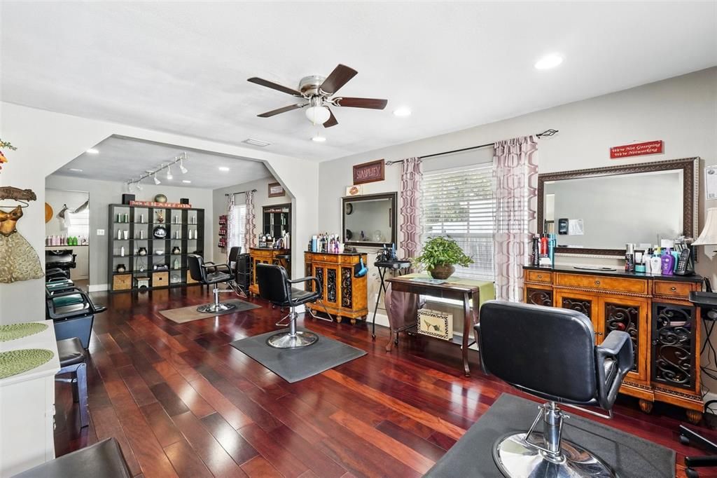 En Venta: $284,900 (0 camas, 0 baños, 920 Pies cuadrados)