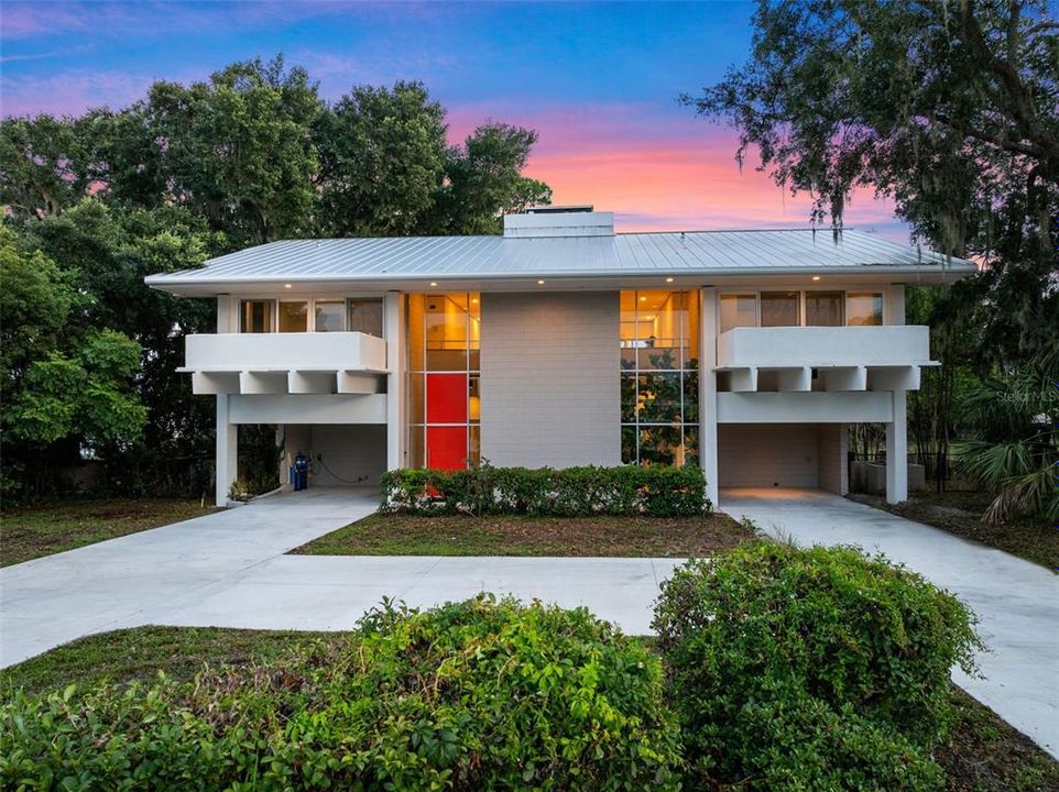 На продажу: $950,000 (3 спален, 3 ванн, 3885 Квадратных фут)