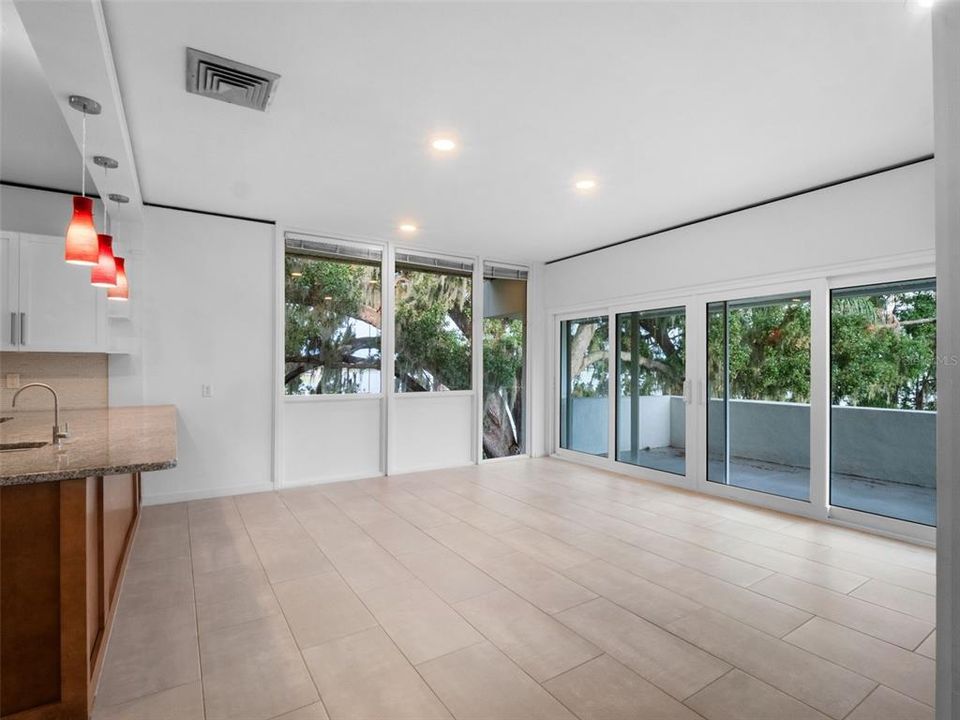 На продажу: $950,000 (3 спален, 3 ванн, 3885 Квадратных фут)