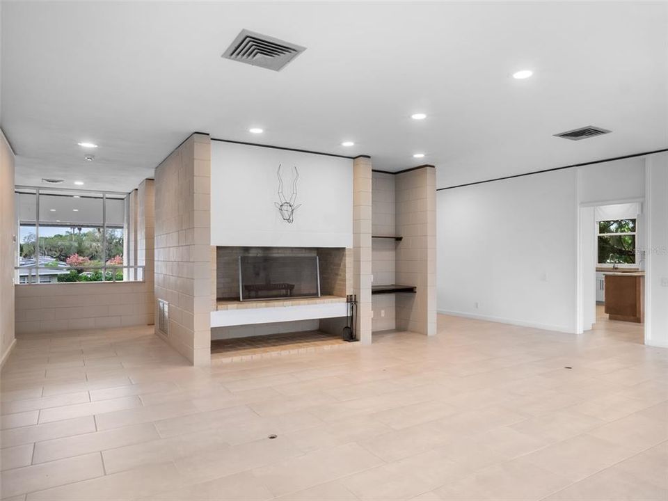 На продажу: $950,000 (3 спален, 3 ванн, 3885 Квадратных фут)